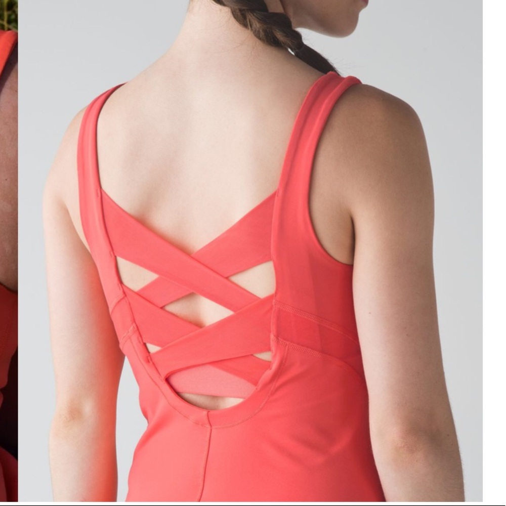 Lulu “Rise & Flow” tank ✨